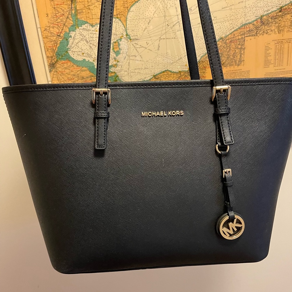 Michael Kors tote